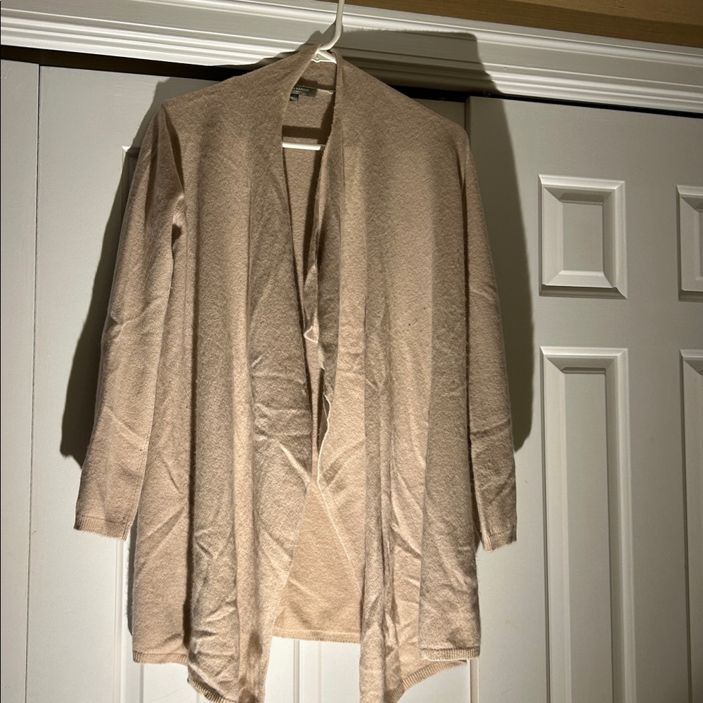 Neiman Marcus pale pink Cashmere Cardigan